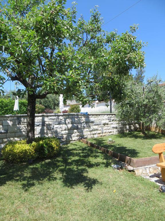 Apartments Sandra Poreč Eksteriør billede